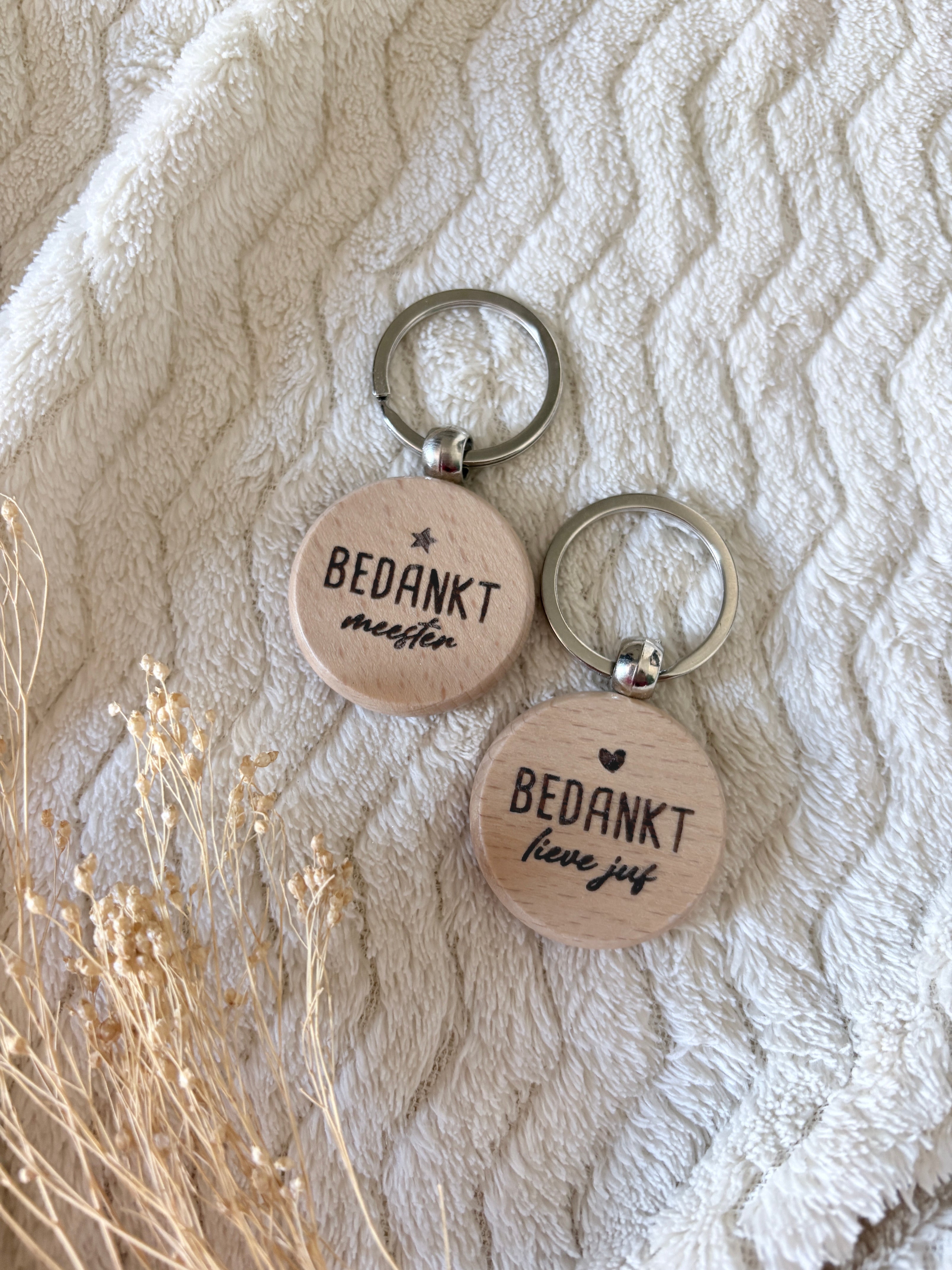 Gepersonaliseerde houten sleutelhanger | Bedankje juf of meester