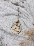 Houten Paasornament “Hij Leeft, Hij Overwon” | Christelijke Paasdecoratie