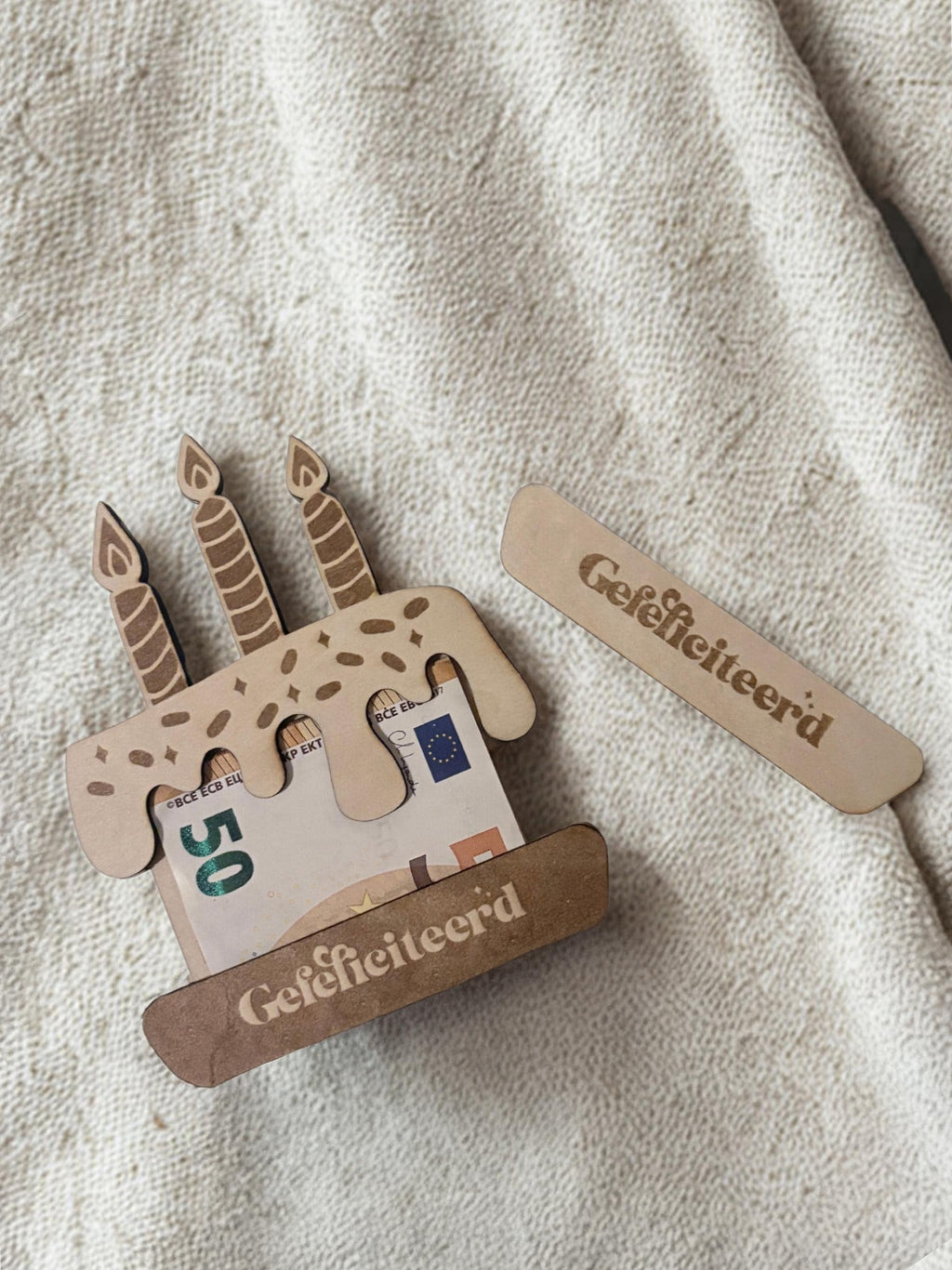 Gepersonaliseerde houten geldhouder taart