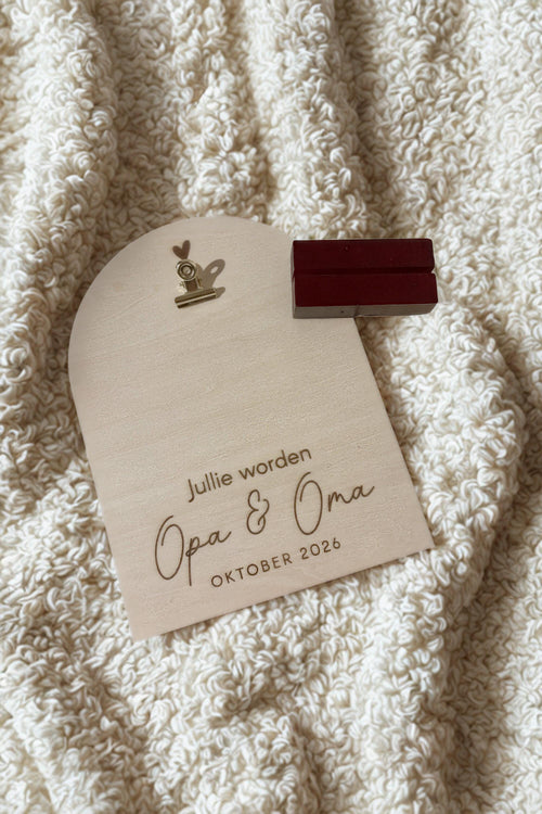 Gepersonaliseerd houten zwangerschapsaankondiging bord voor opa & oma