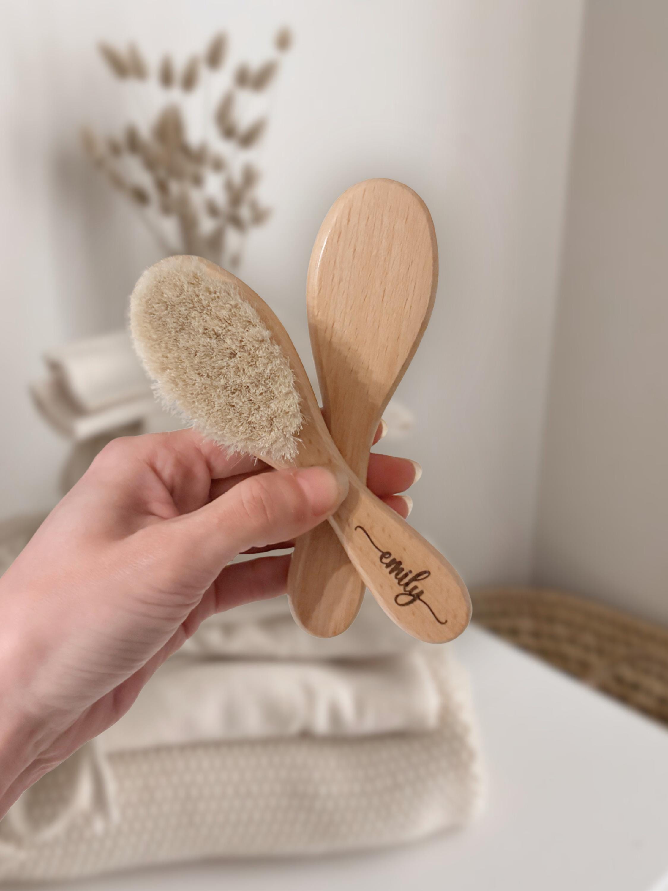 Gepersonaliseerde houten baby haarborstel met naam