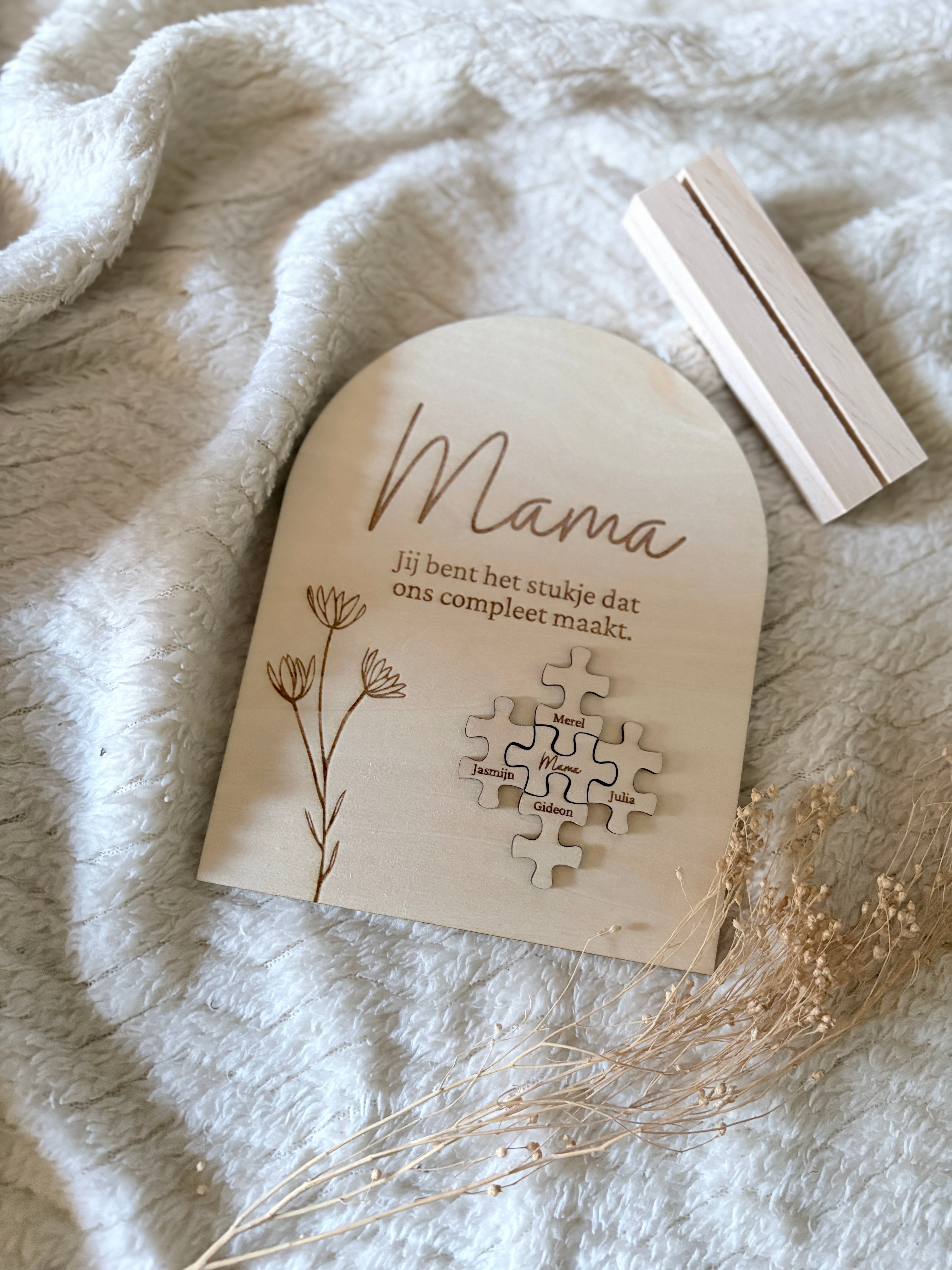 Houten decoratie bordje | Mama met namen